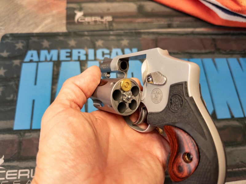 Would you pull the trigger on this configuration, even after checking to make sure the live round wouldn't be in play? A couple of idiot actors did.